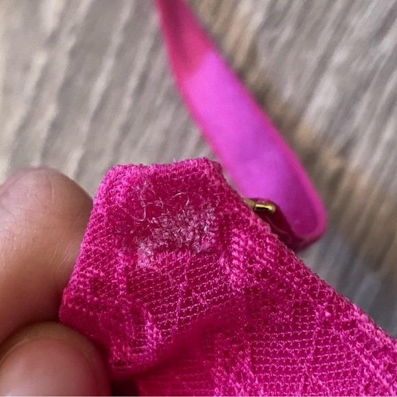 Pink Victoria Secret Bra - Picture 4 of 4